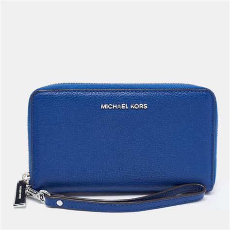 Michael Kors Zip